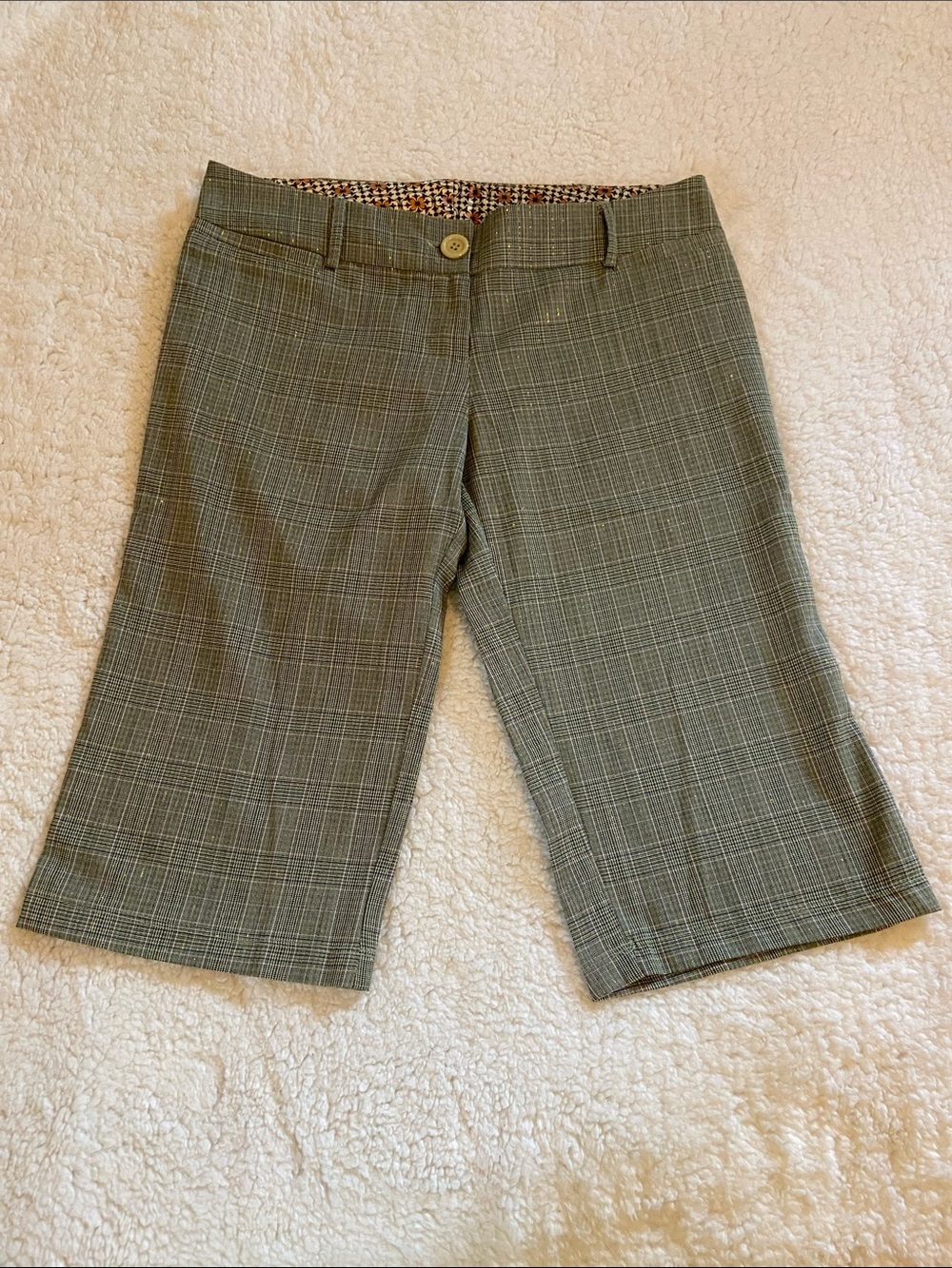 Rue21 Olive Plaid gold striped Bermuda Shorts